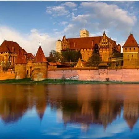 Tuz Za Rogiem Zamku Malbork